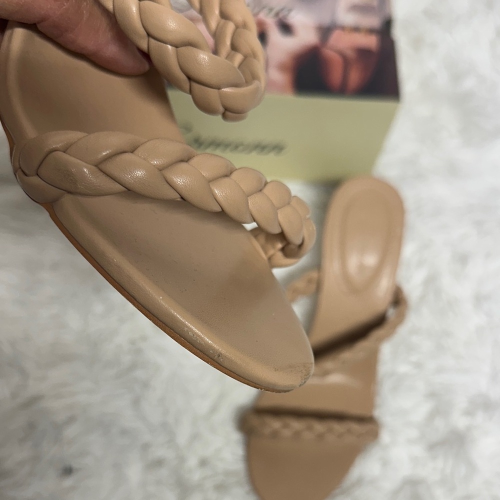 Women's Braided Tan Sandals - Picture 7 of 10